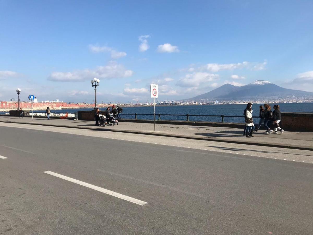 Simpa Apartment Nápoly Kültér fotó